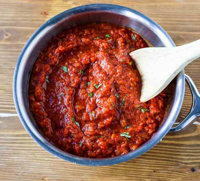 Red sauce recipe with fresh tomatoes