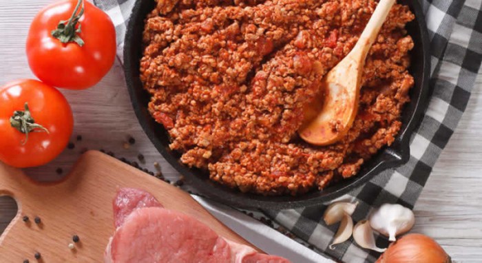 Tomato sauce ground beef recipe